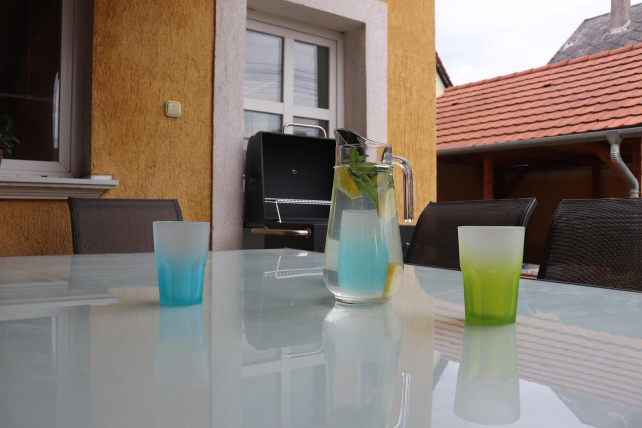 B6 Apartman Veszprém Exteriér fotografie